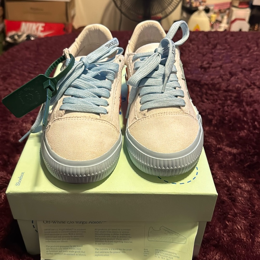 Off white women sneakers